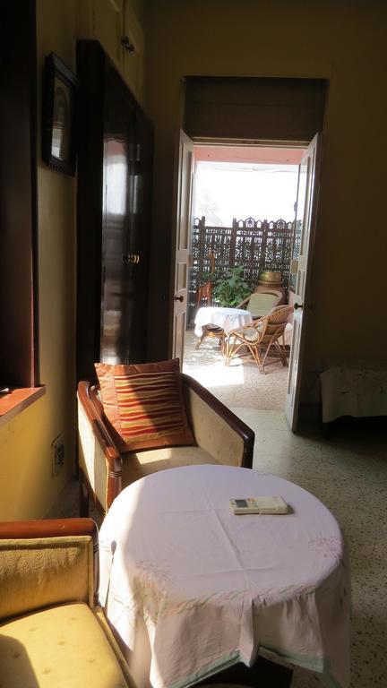 Master Bed And Breakfast Nueva Delhi Habitación foto