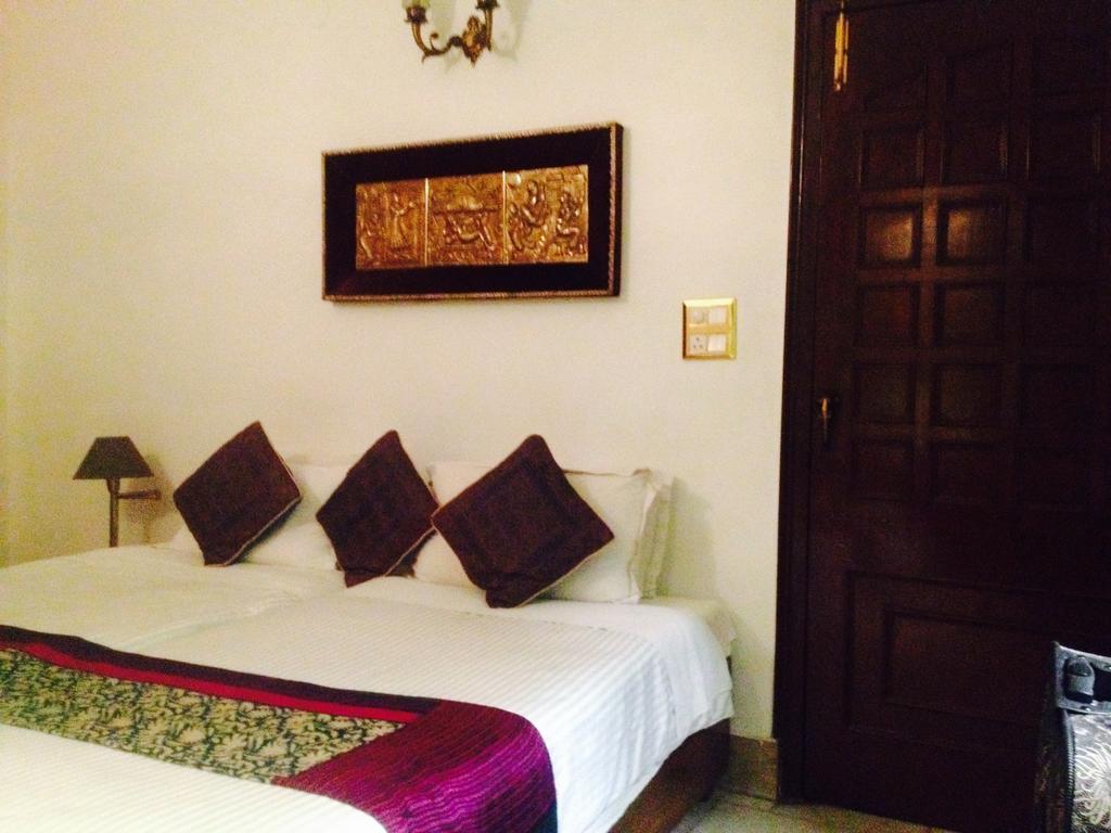 Master Bed And Breakfast Nueva Delhi Habitación foto
